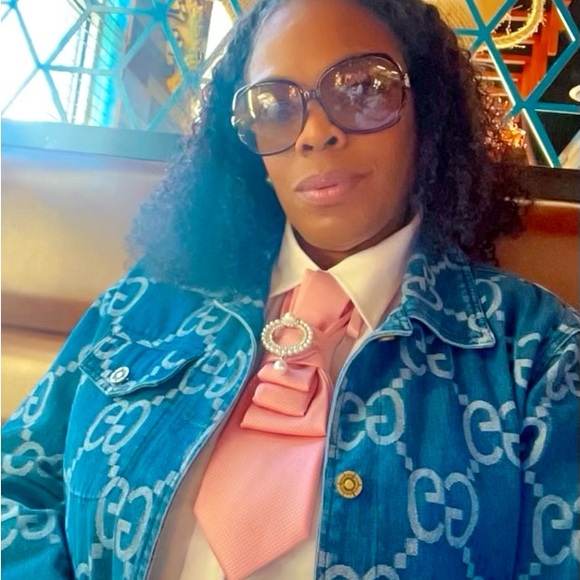 IT’S ALL IN THE TIES LIVE SHOW!!👔 FAMILY TIES!! - Picture 9 of 17